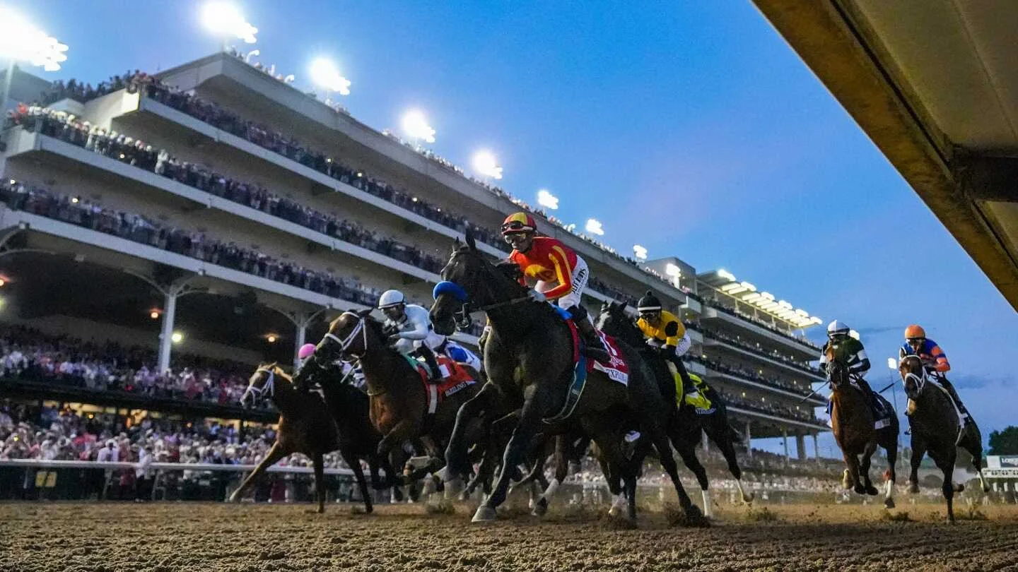 Always a Runner Captures Oaks in First-Ever Prime-Time Night Run