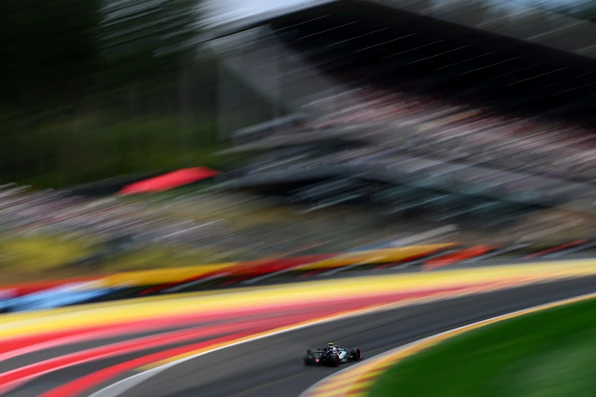 Antonelli Edges Verstappen to Belgian GP Pole With Key Tow