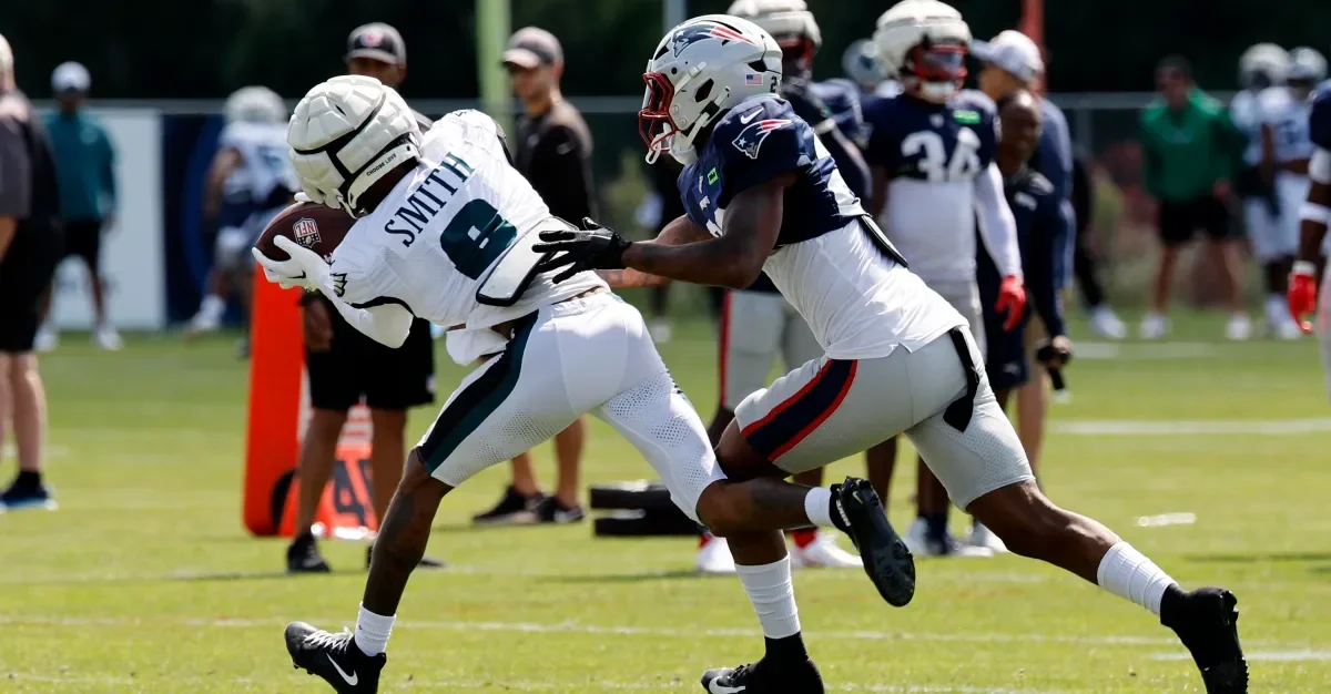 Eagles, Patriots Kick Off Open Joint Practice in Foxborough