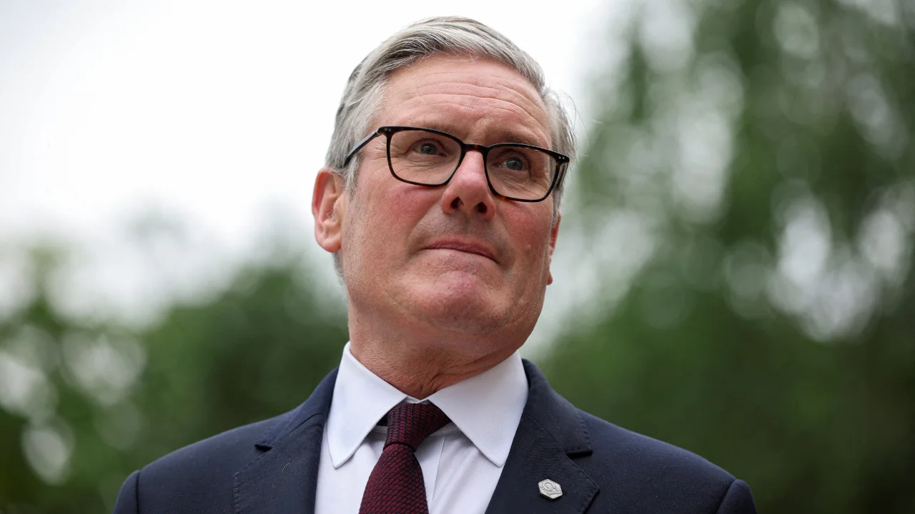 Starmer Considers Departure Timetable as Labour Faces Internal Challenge