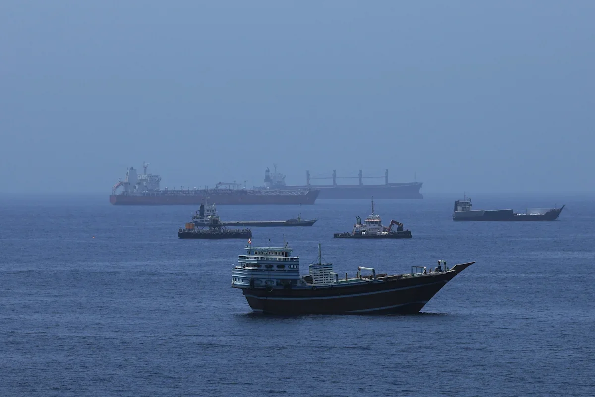 Oil Gains on Near-Deal for Hormuz Route Between Iran and Oman