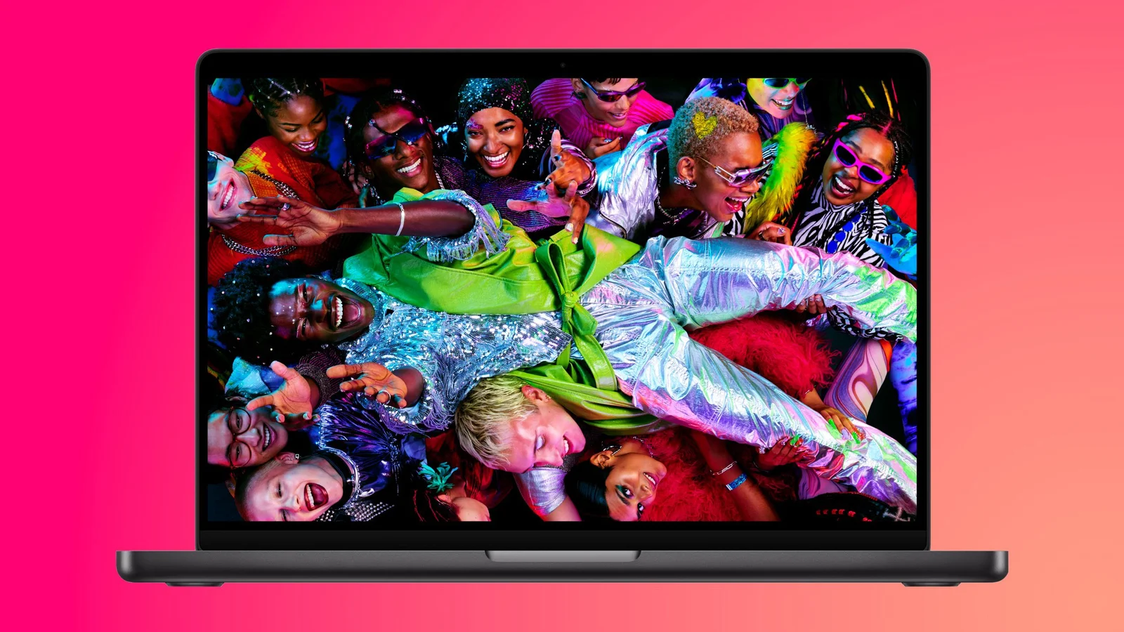 Amazon Slashes Record-Low Prices on Apple's 2026 MacBook Pro M5 Series
