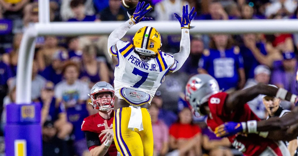 Eagles eye 12 versatile late-round fits at Round 6 (197th pick)