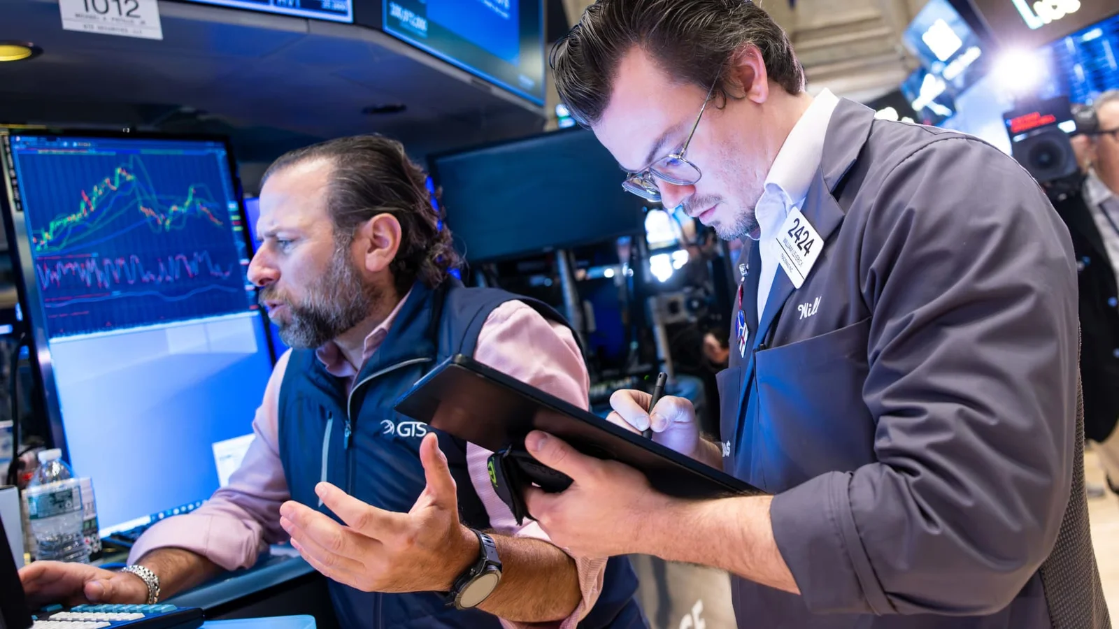 Markets Pause Amid Inflation Concerns and Rising Yields
