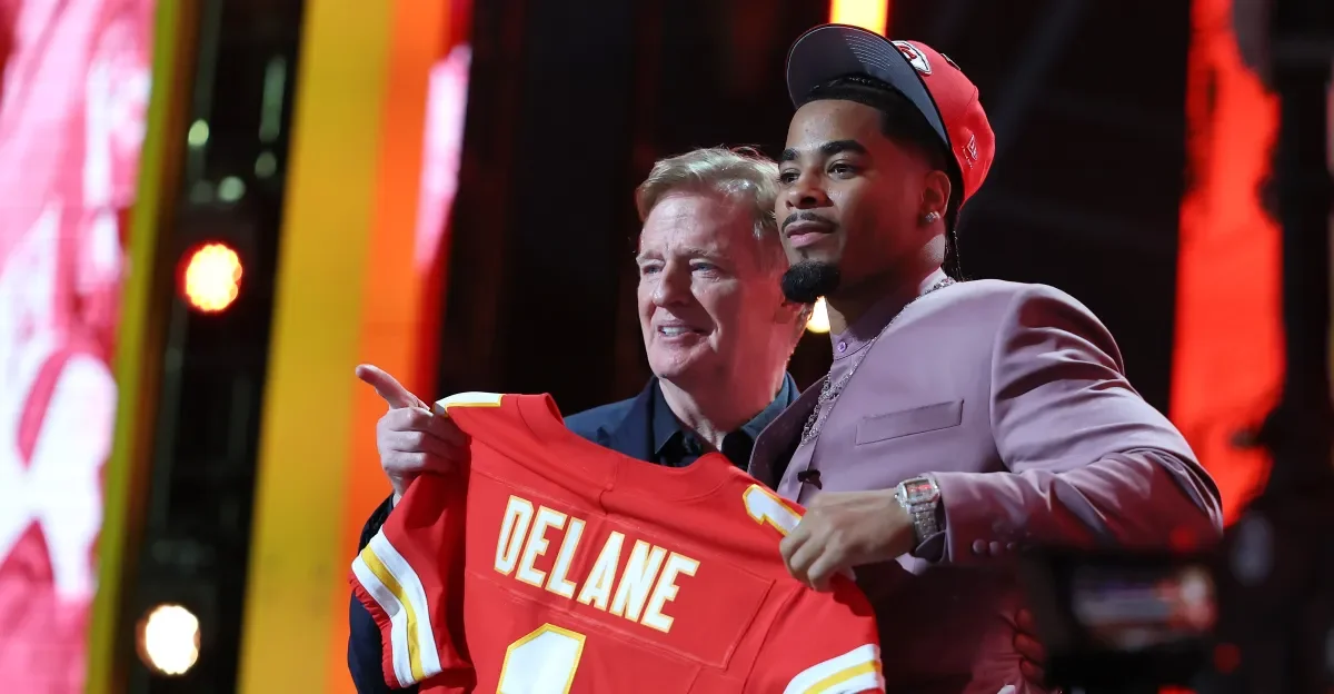 Chiefs trade up to land LSU corner Mansoor Delane as immediate difference-maker