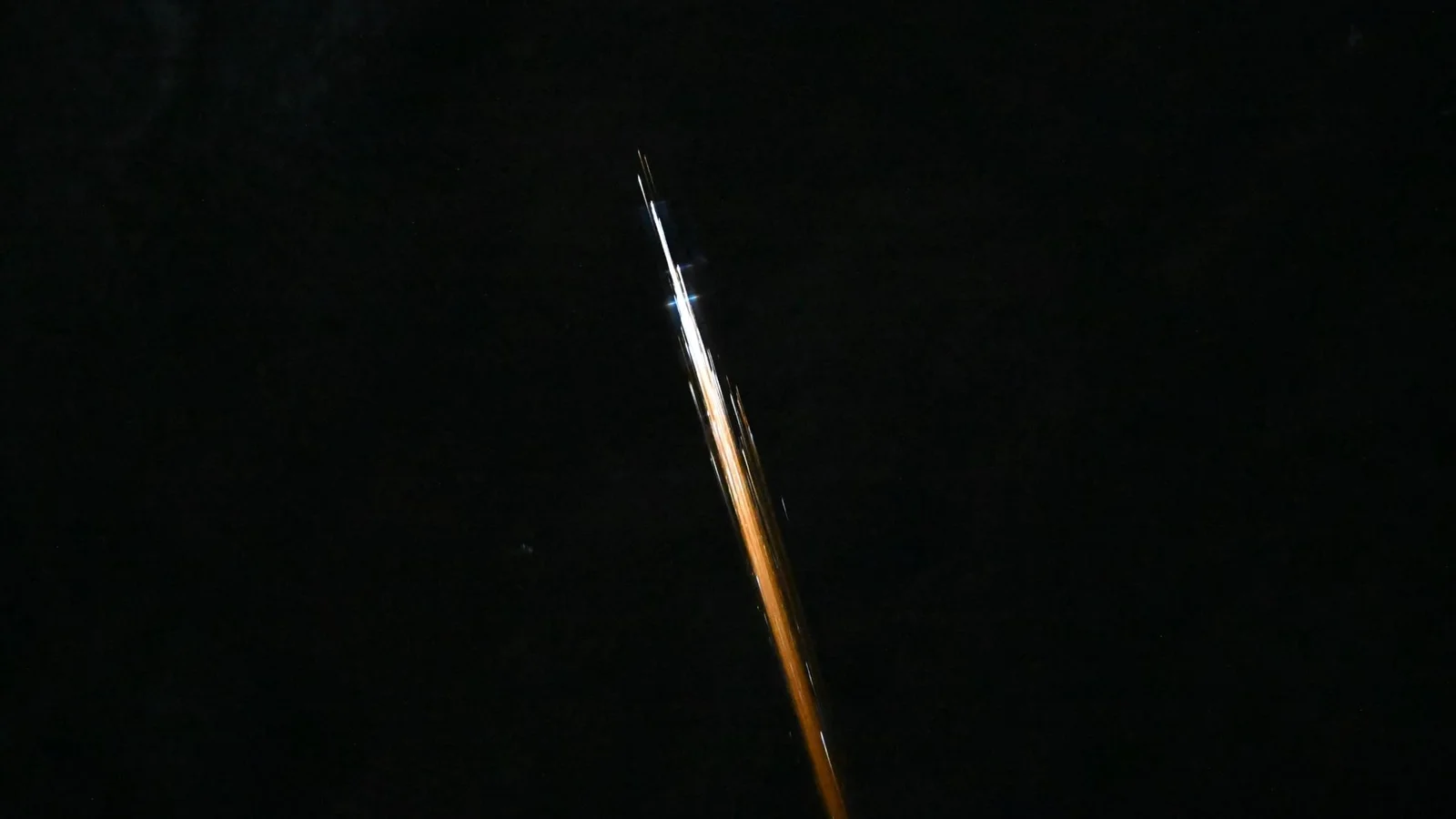 ISS Captures Spectacular Fireball Likely Debris Reentry After Progress MS-34 Launch