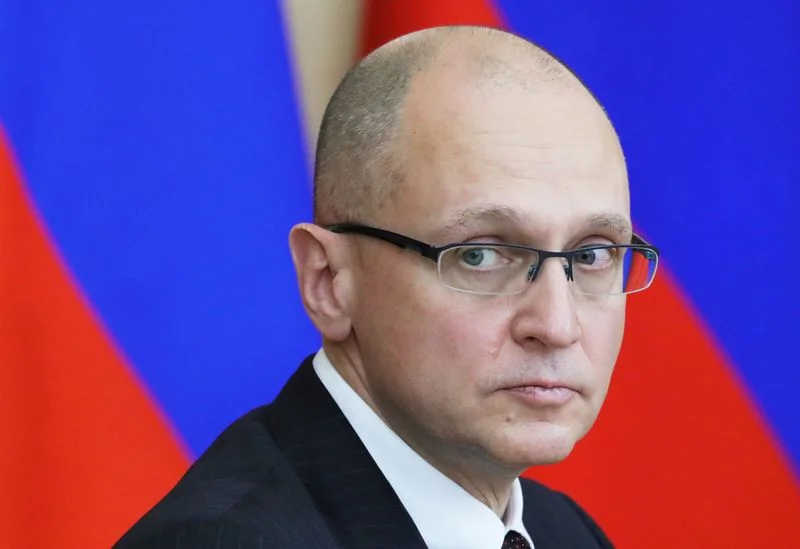 Kremlin bans iPhone use by officials.