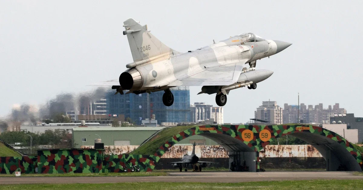 China Backtracks on Temporary No-Fly Zone Near Taiwan