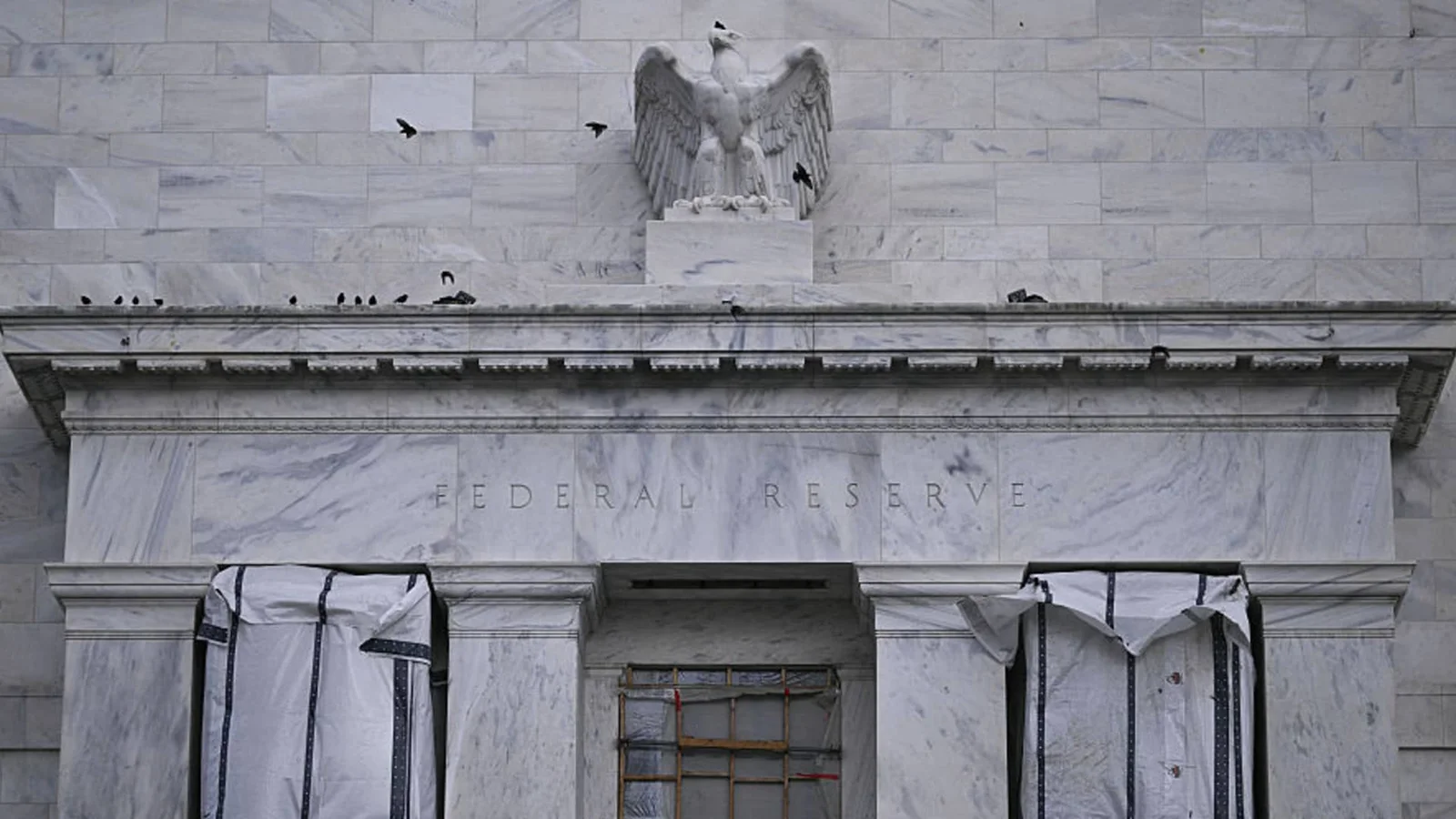 Fed dissenters push back on signaling future rate cuts amid uncertainty