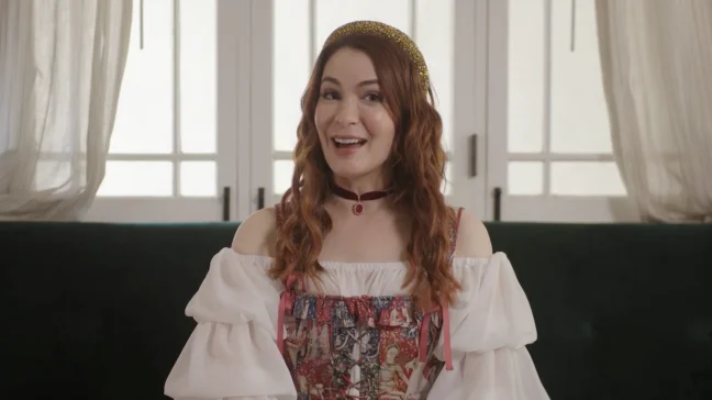Felicia Day Crowdfunds The Guild Movie, Aiming to Break Kickstarter Records