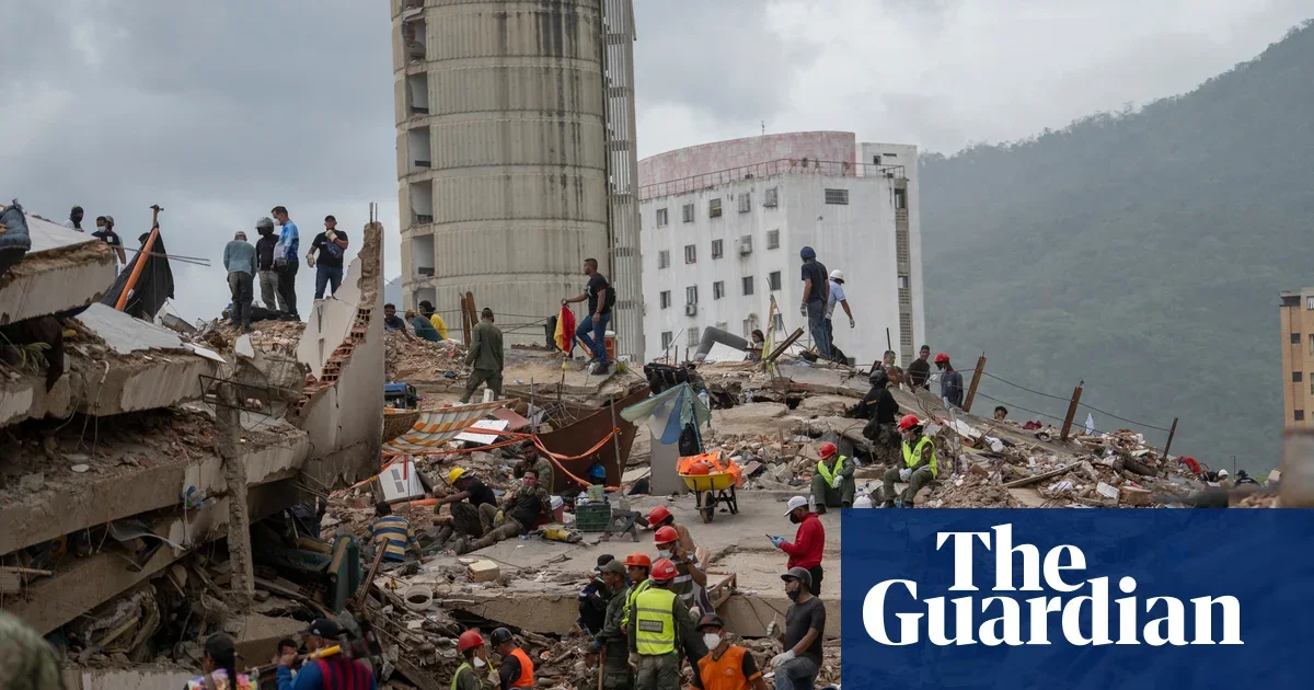Venezuela's amateur 'moles' wade into quake rubble to save lives
