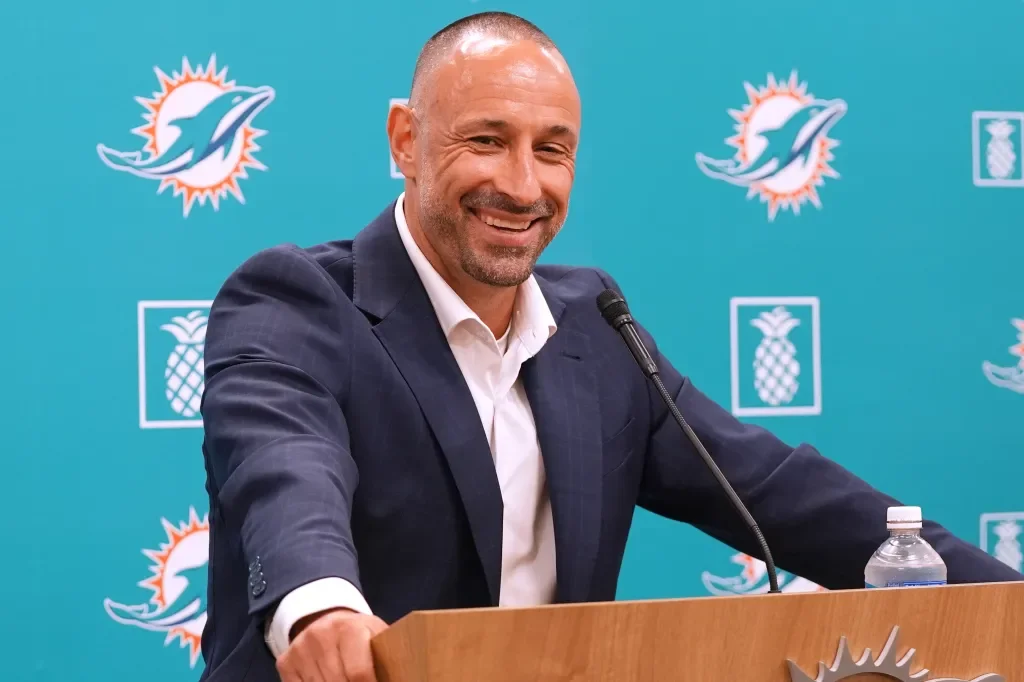 Dolphins' bold draft plan signals a real shot at winning again