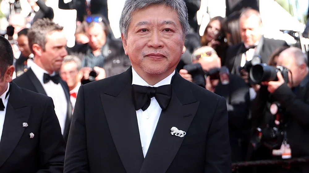 Kore-eda's AI-Infused Family Drama Ignites Cannes with 3.5-Min Ovation