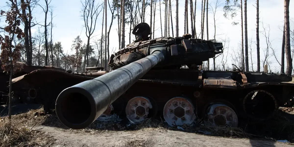 Putin Acknowledges Russia's Weapon Shortage in Conflict with Ukraine