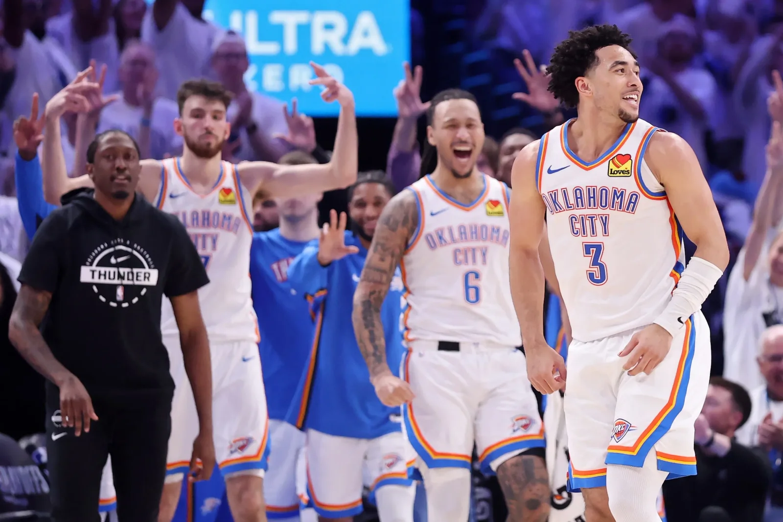 Thunder Rely on Depth to Edge Spurs in Game 5 as SGA Slumps