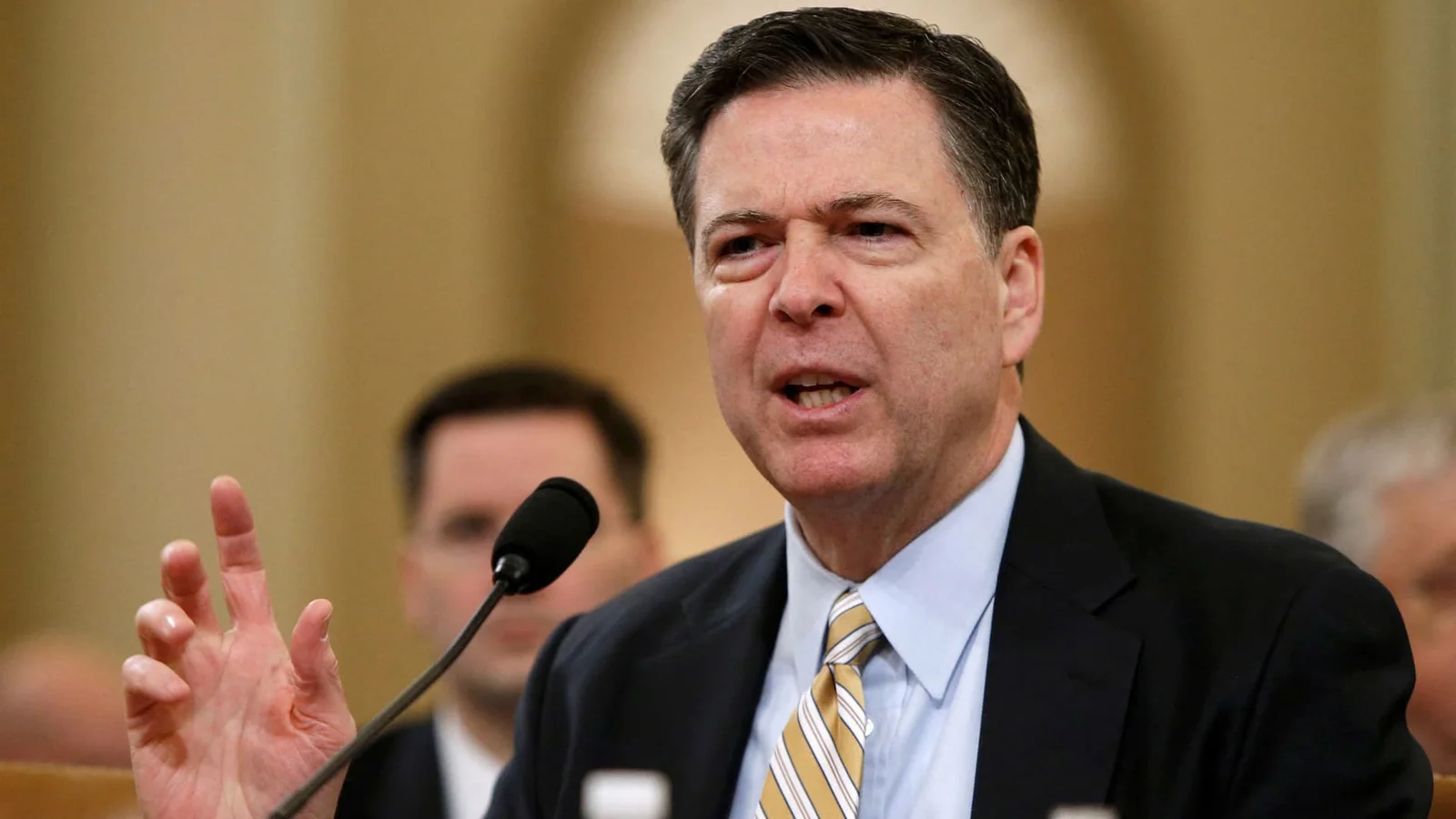 Comey seeks dismissal of Trump-threat case over seashells post