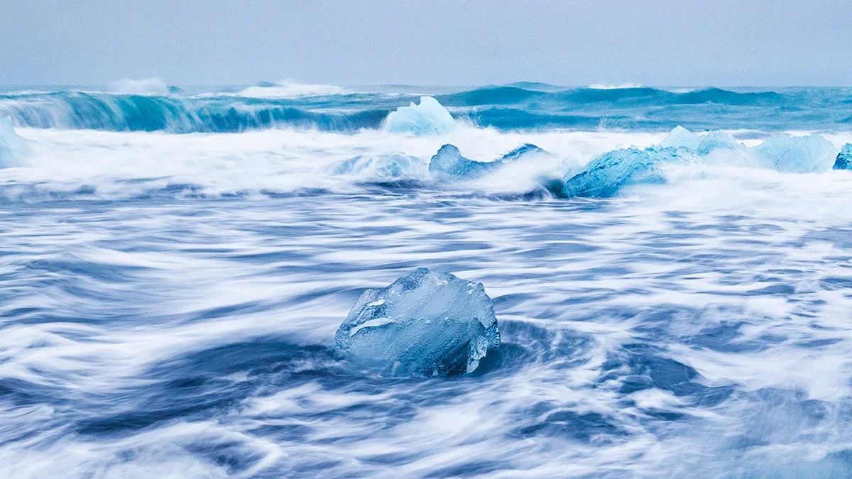 Cold Atlantic Patch Signals a Possible AMOC Tipping Point