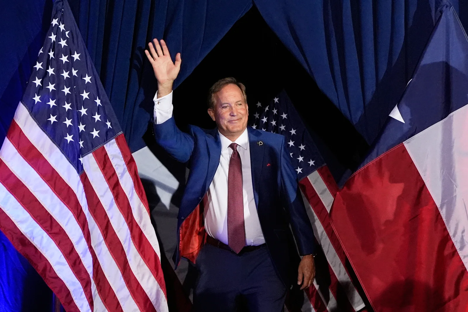 Paxton Stakes Out Advantage as Paxton-Talarico Texas AG Battle Heats Up