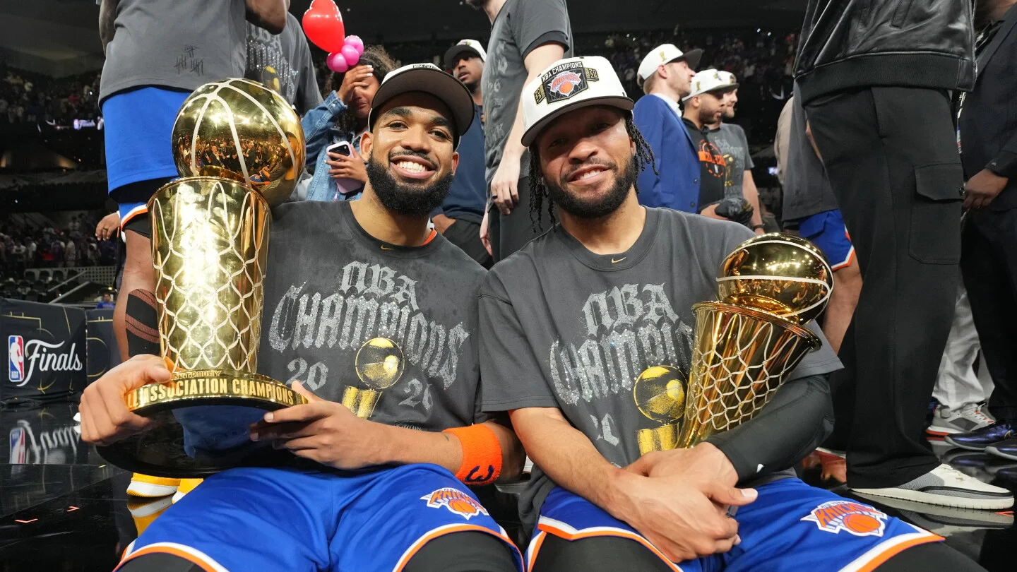 NBC opens NBA season with star-studded tripleheader on ring-night