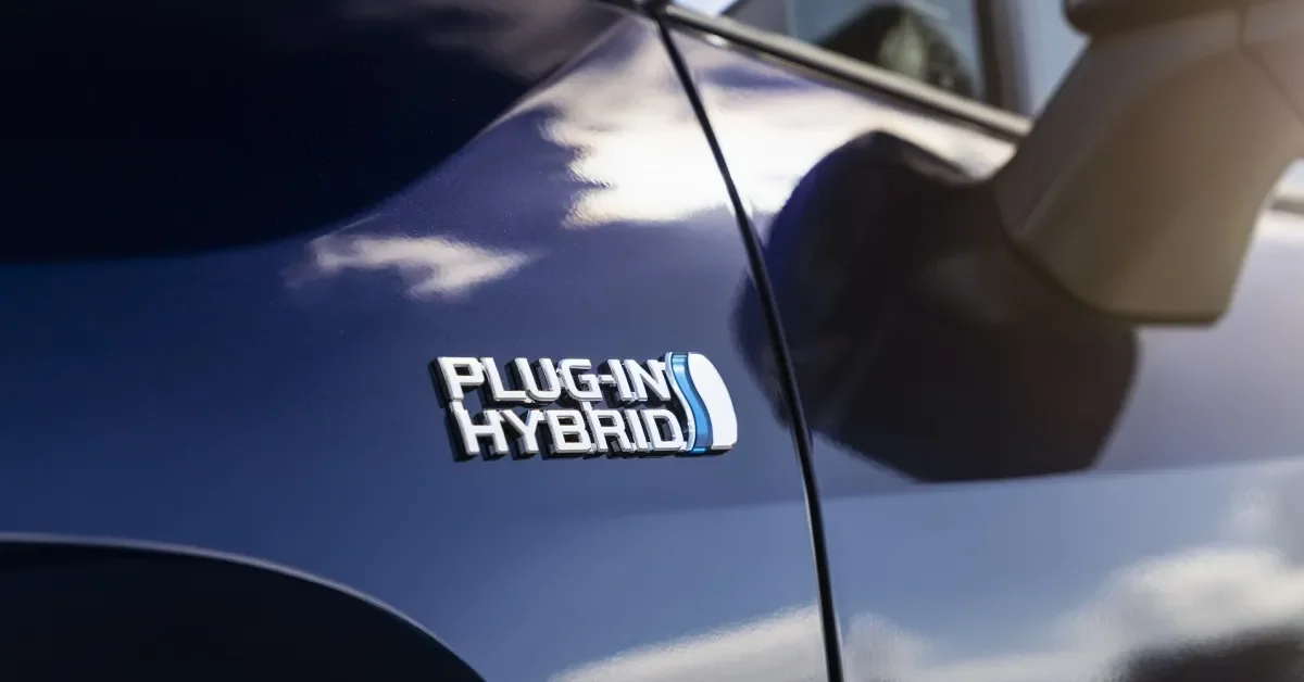 EU study finds plug-in hybrids emit six times more pollution in real-world driving than tests suggest