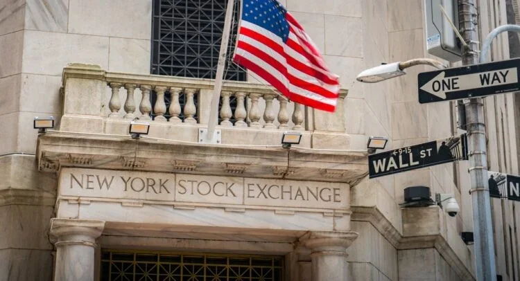 Markets Fall as Fed Rate-Cut Bets Vanish and Trump Halts Iran Attack