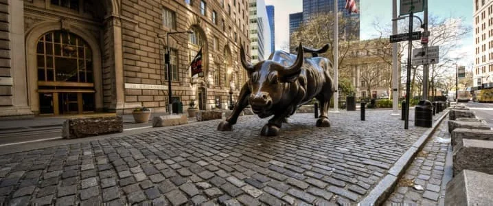 Oil Markets Show Bullish Sentiment Amidst Weaker Dollar and Production Cuts