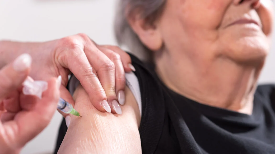 Vaccines Might Lower Dementia Risk Through Trained Immunity, Researchers Propose