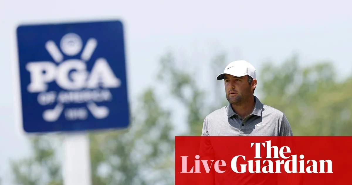 Kitayama's 63 sparks the chase as Smalley clings to PGA lead