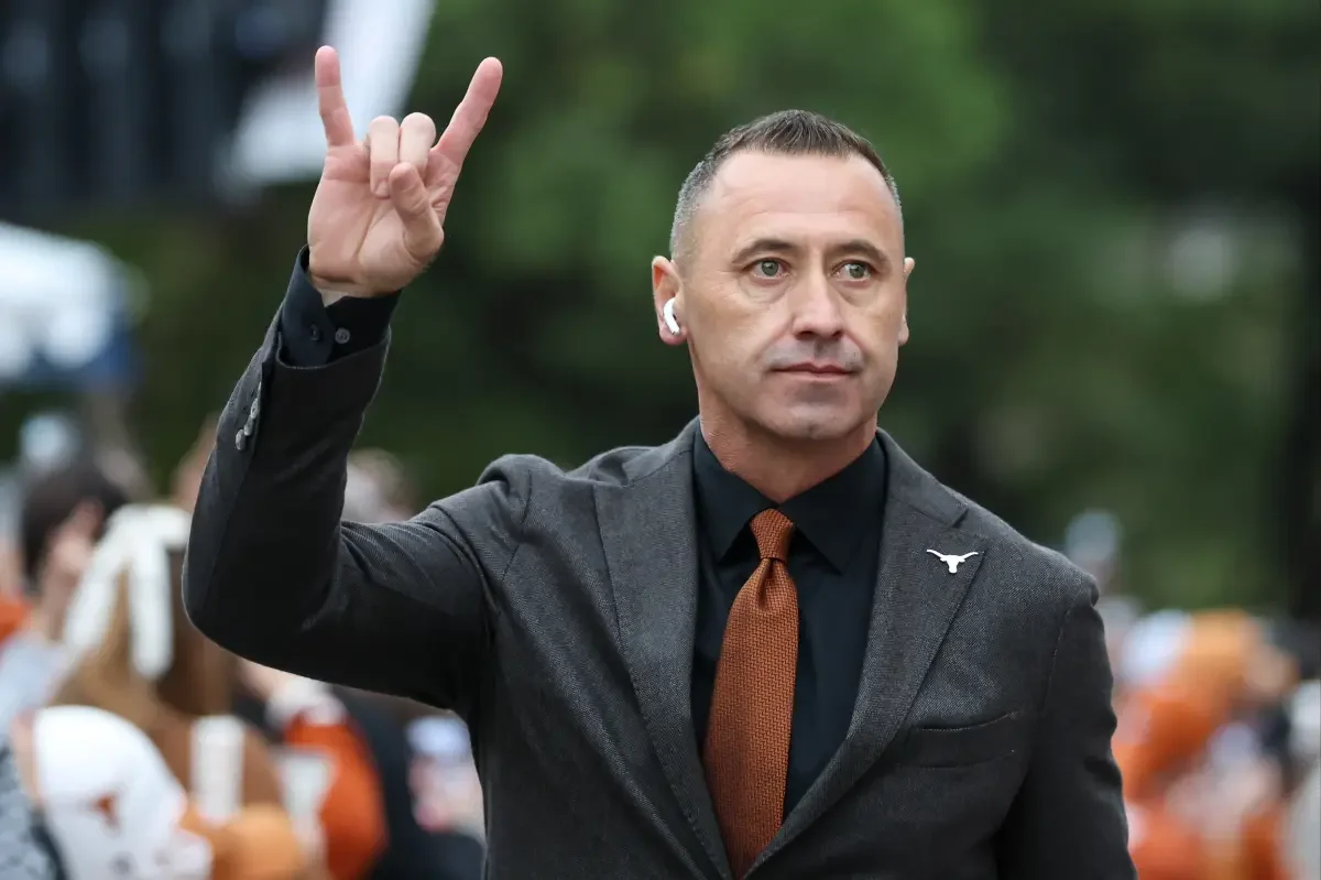 Sarkisian slams Ole Miss academics, jokes about basket-weaving degree