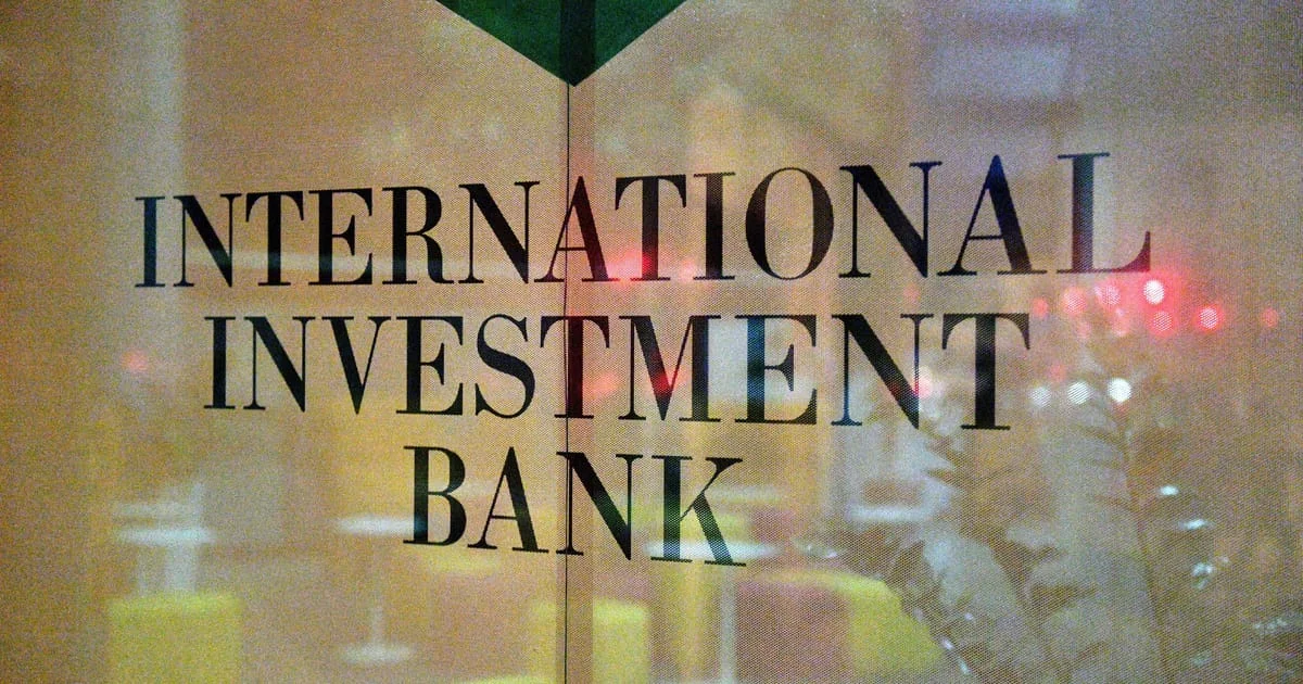 US sanctions Russian-linked bank and warns Hungary over Moscow ties
