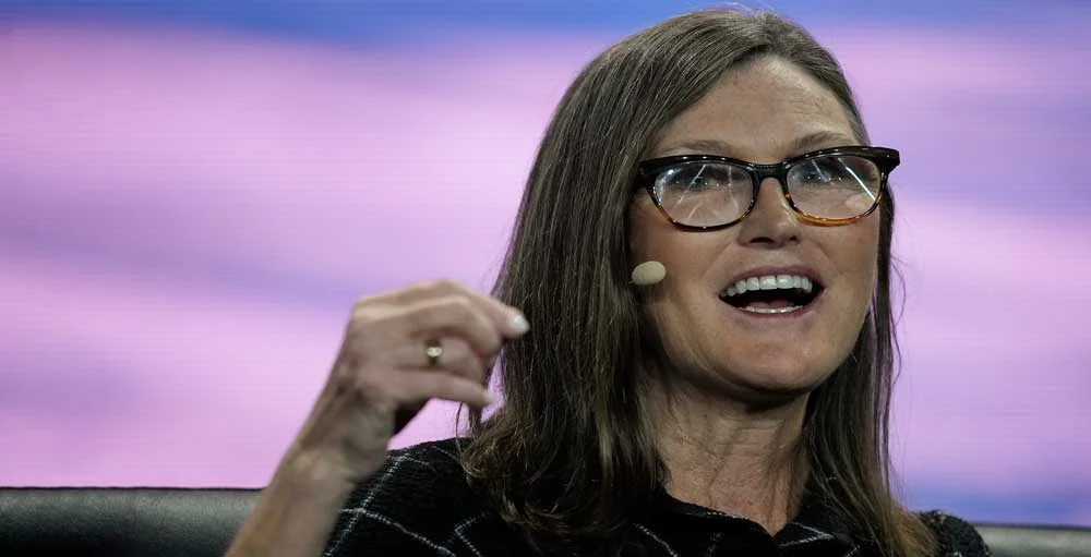 "Cathie Wood's Latest Moves: Selling Tesla, Buying Coinbase, and More"