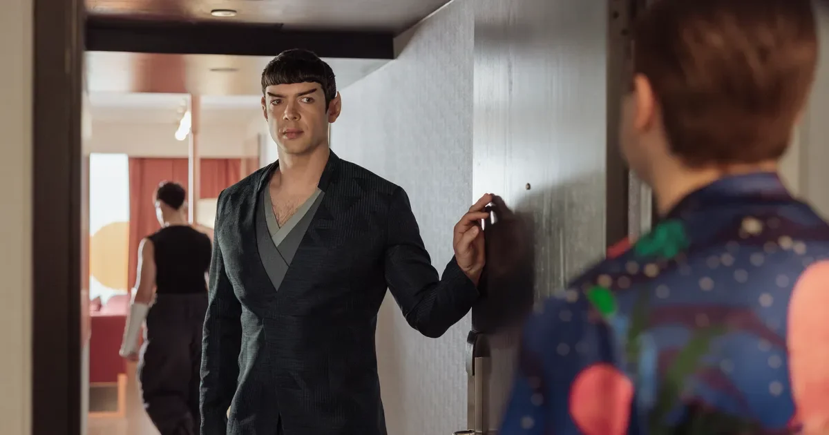 Shore Leave Goes Psychedelic: Scotty and Ortegas Bond on Cesnar Grand