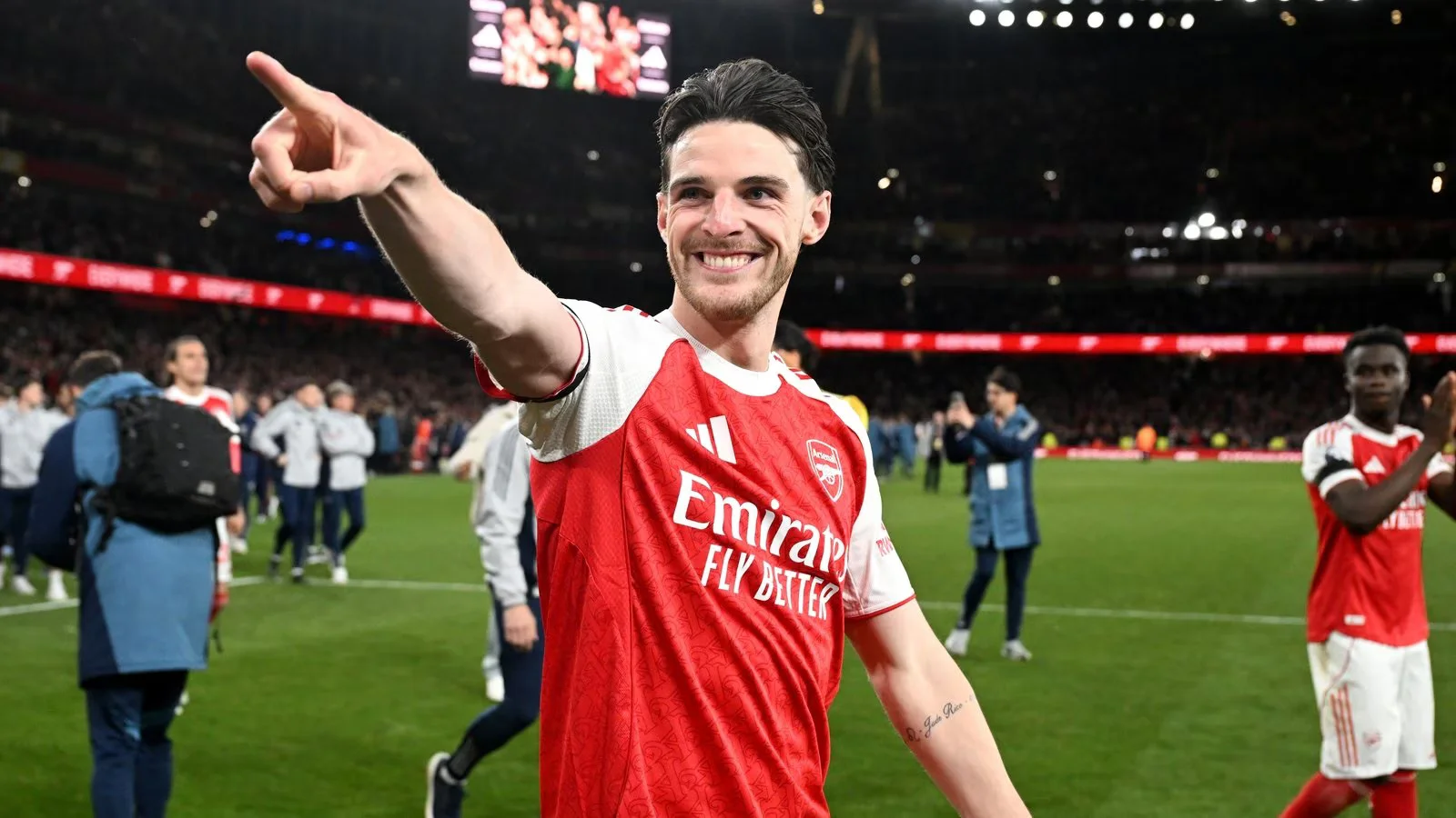 Arsenal edge toward the title as Rice calls night emotional after Burnley win