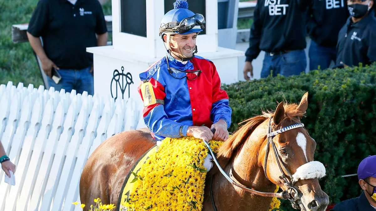 Hall of Fame Jockey Robby Albarado Dies at 52 After Heart Surgery