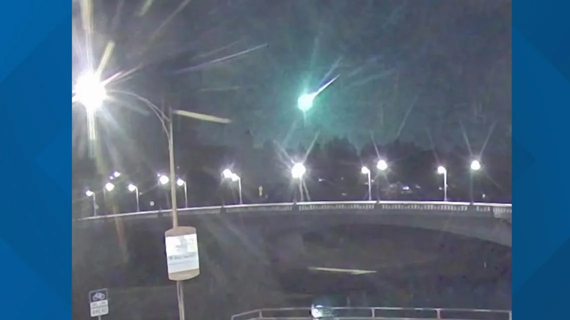 Olympia records second green fireball in a week