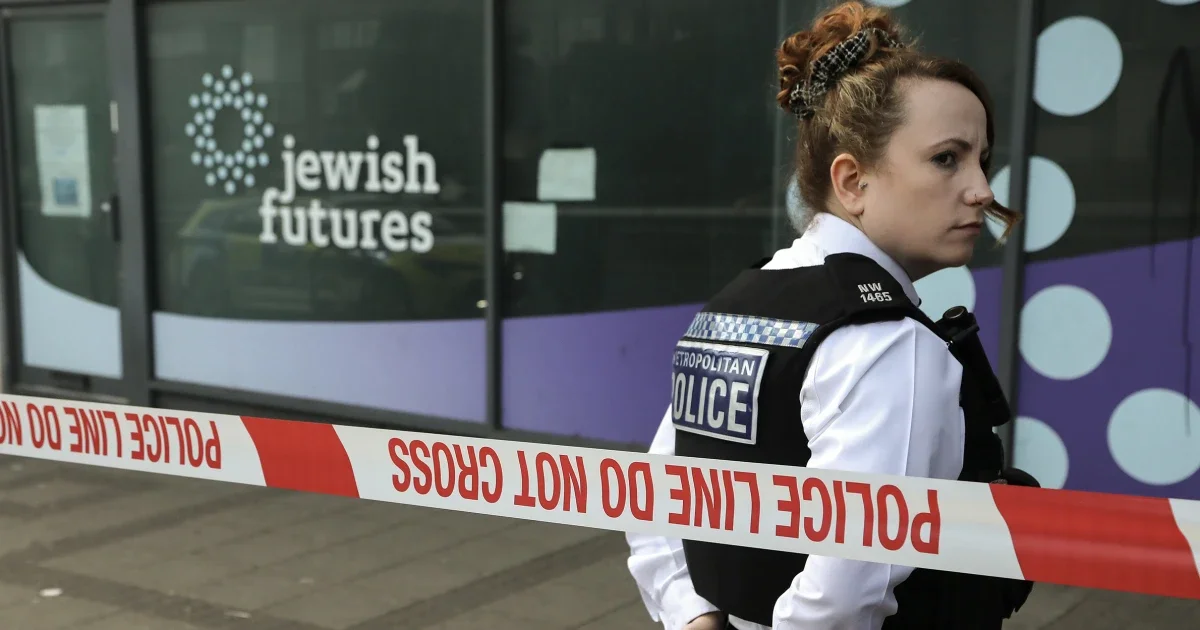 UK probes Iranian-linked group after spate of arson attacks on Jewish sites