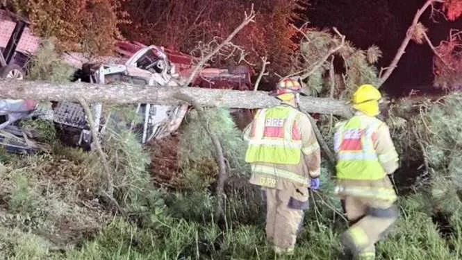 Fatal crashes cause traffic delays on I-10 at state line.