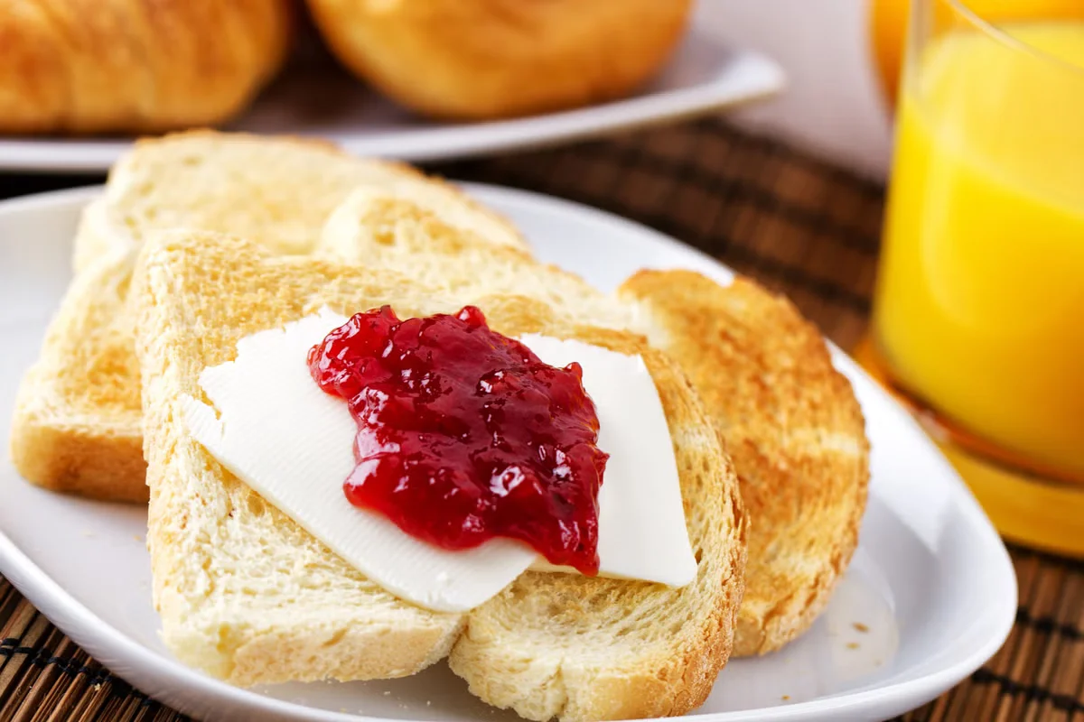 Xylitol in jam linked to higher risk of heart events, study finds