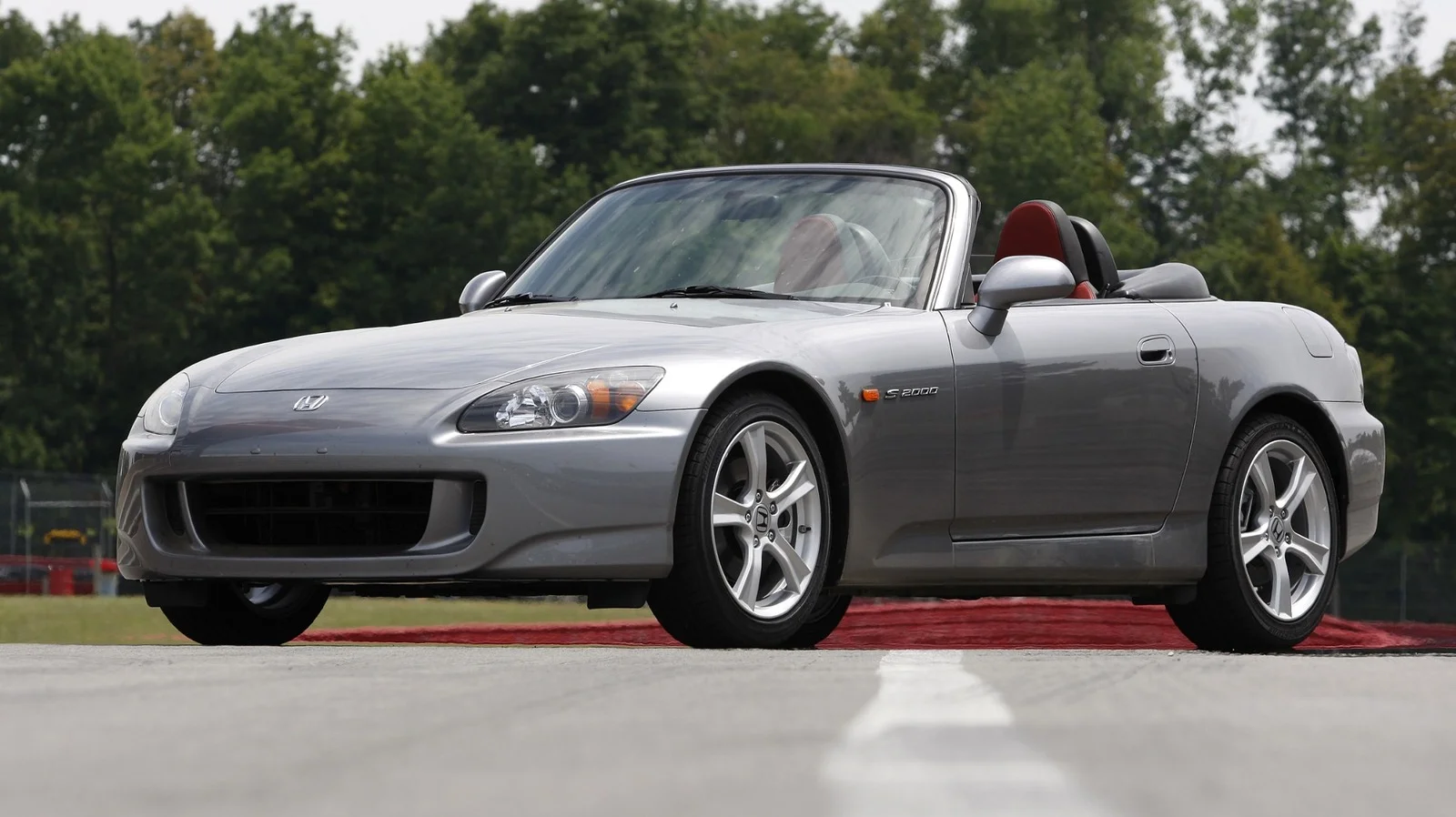 The Metal Link Behind the S2000's Legendary Shifter