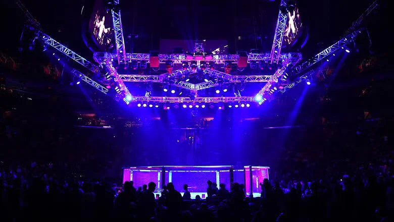 UFC 327 in Miami centers on a vacant title bout headlined by Procházka vs. Ulberg