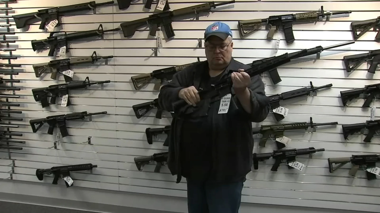 Federal Judge Temporarily Blocks Illinois Assault Weapon Ban Enforcement
