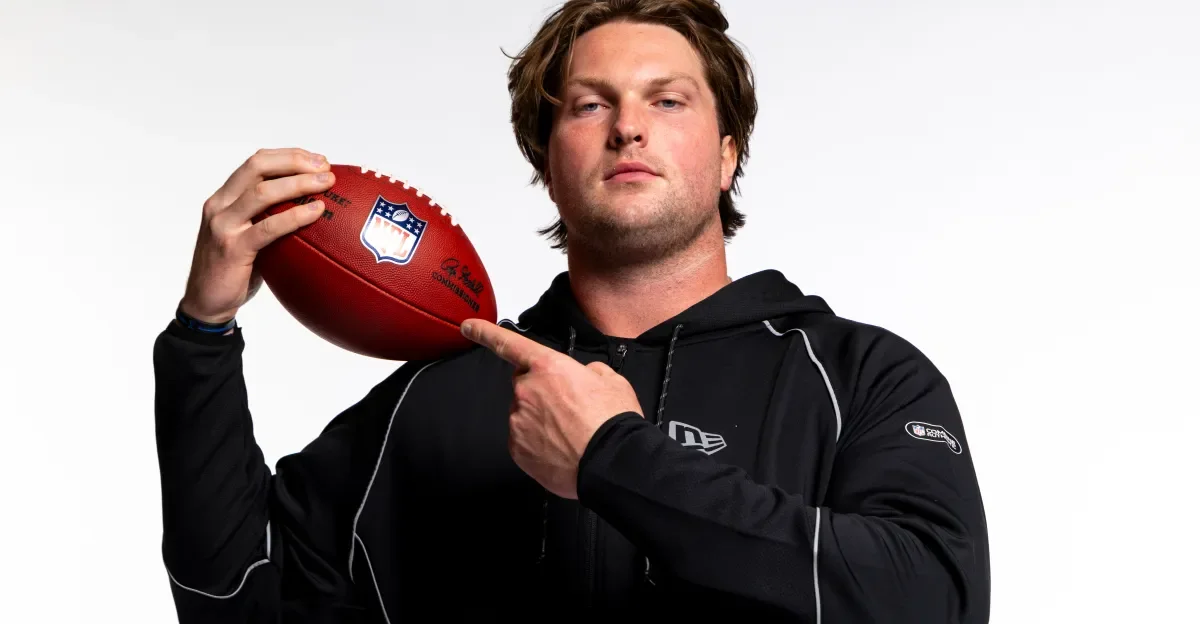 Eagles Eyes on the Trenches: 2026 Mock Drafts Spotlight OT and TE Paths
