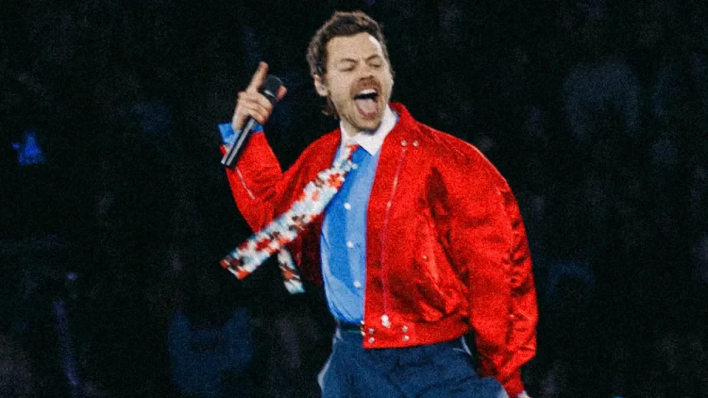 Harry Styles Kicks Off His Ambitious World Tour in Amsterdam