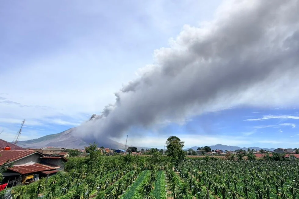 Sumatra's Sinabung erupts, ash plume rises amid no casualties
