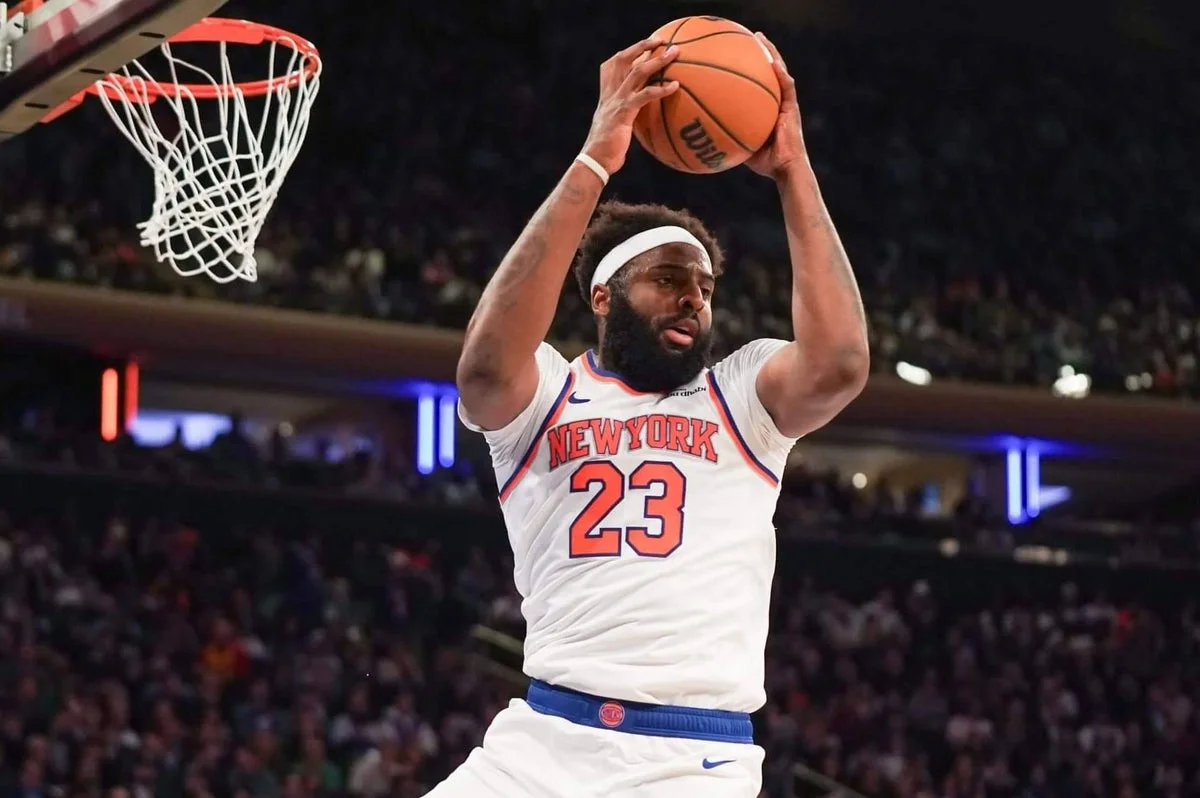 Robinson leaves Knicks for Celtics on a 3-year, $47M deal