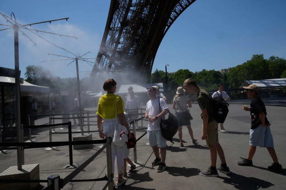 France curbs public drinking as Europe endures scorching heat