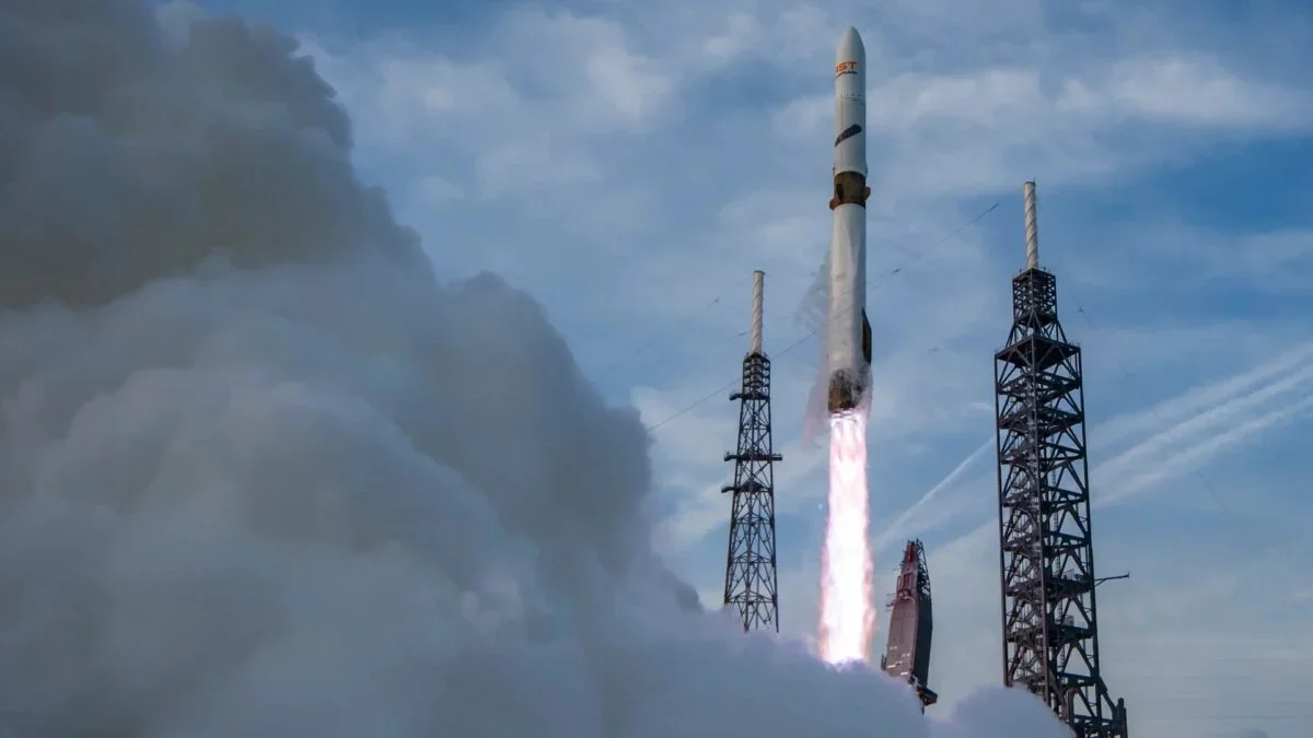 Blue Origin's New Glenn: booster lands, payload misorbit prompts investigation
