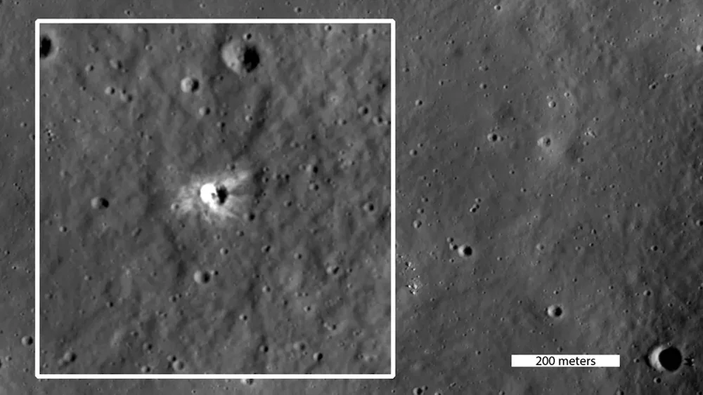 Moon Forms Rare 225-Meter Crater in High-Speed Impact