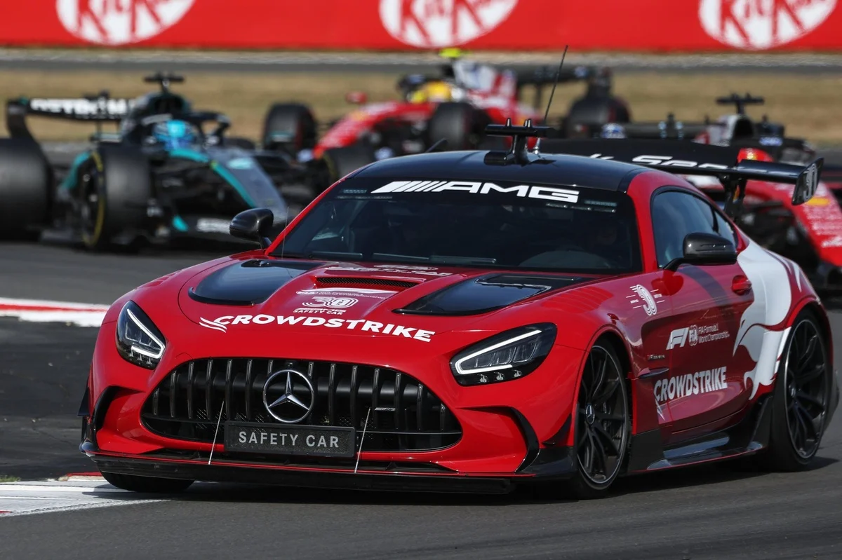 FIA blames software glitch for controversial Silverstone finish