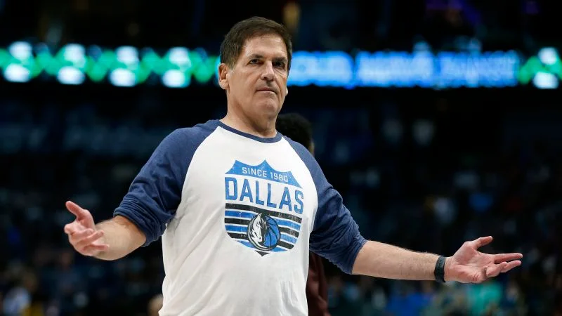 Warriors' Bizarre Basket Leaves Mark Cuban Bemused in Win Over Mavericks